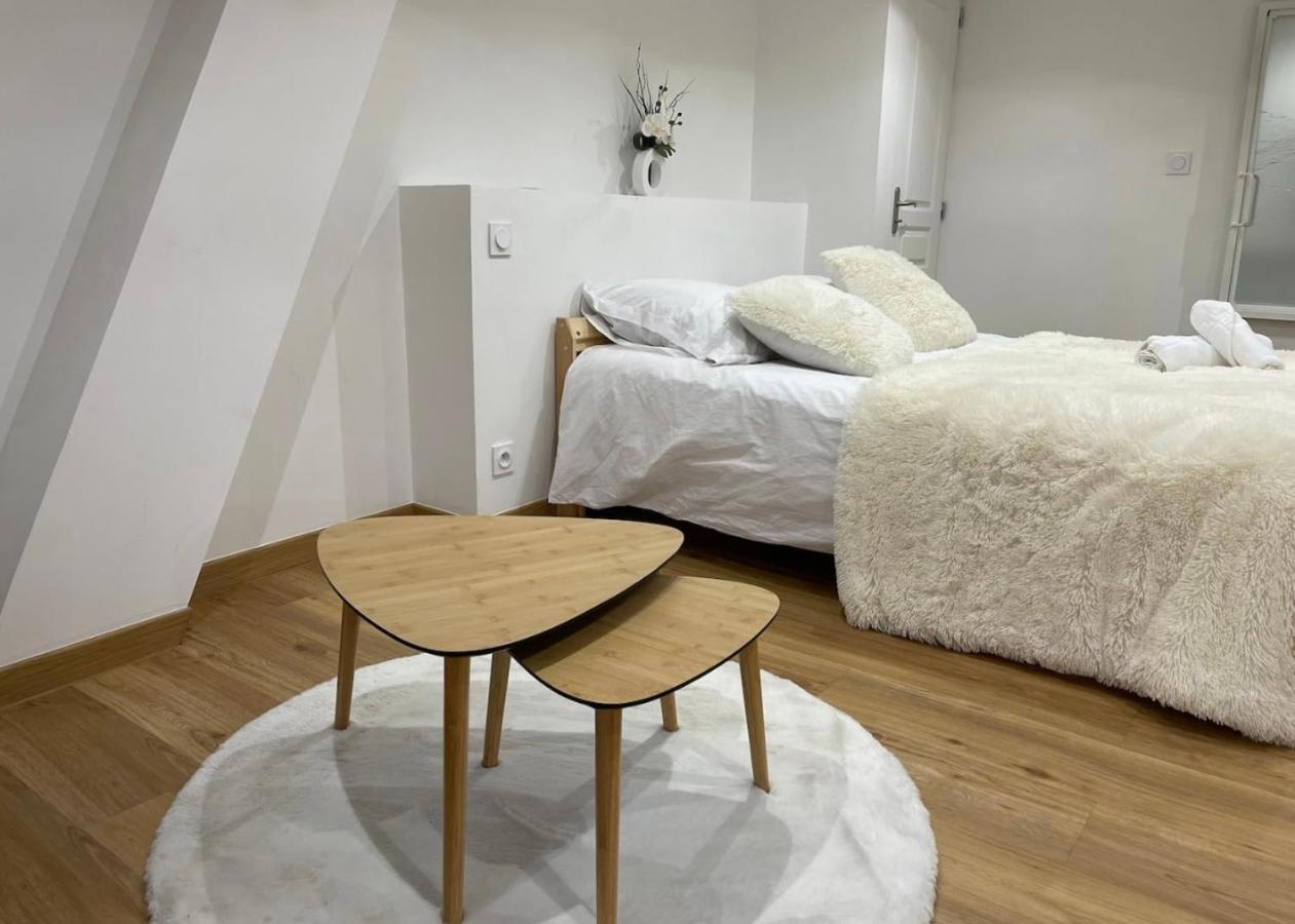 شقة Le Duplex - Gare / Tram / Netflix Fontaine  المظهر الخارجي الصورة
